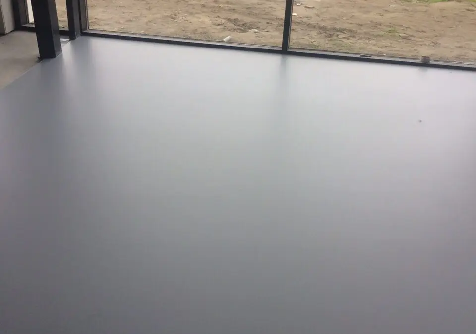 Epoxy vlokken vloer kringloop winkel Den Bosch